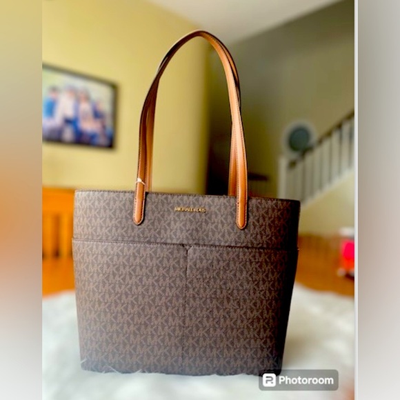 MICHAEL Michael Kors Handbags - Michael Kors Bedford Medium PKT tote mini MK logo